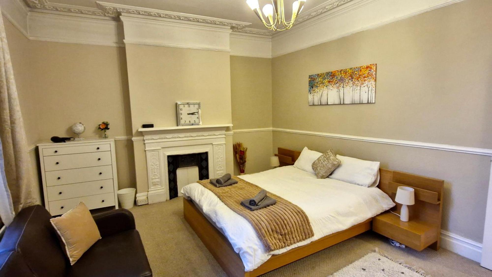 Апартаменты Charming Flat In Wimbledon Лондон Экстерьер фото